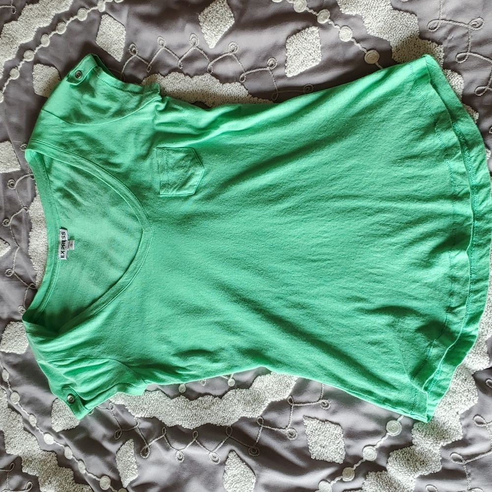 Express Short Sleeve T-Shirt